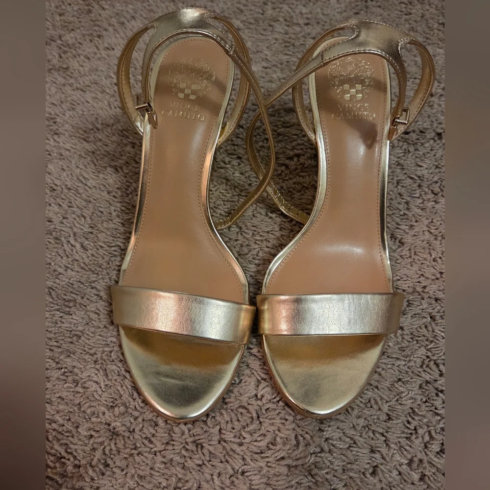 Vince Camuto Gold Women's Sandals - Picture 2 of 8